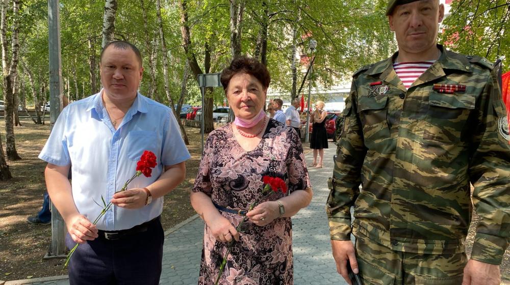 Тюменская область. Активисты КПРФ отметили день ветерана боевых действий