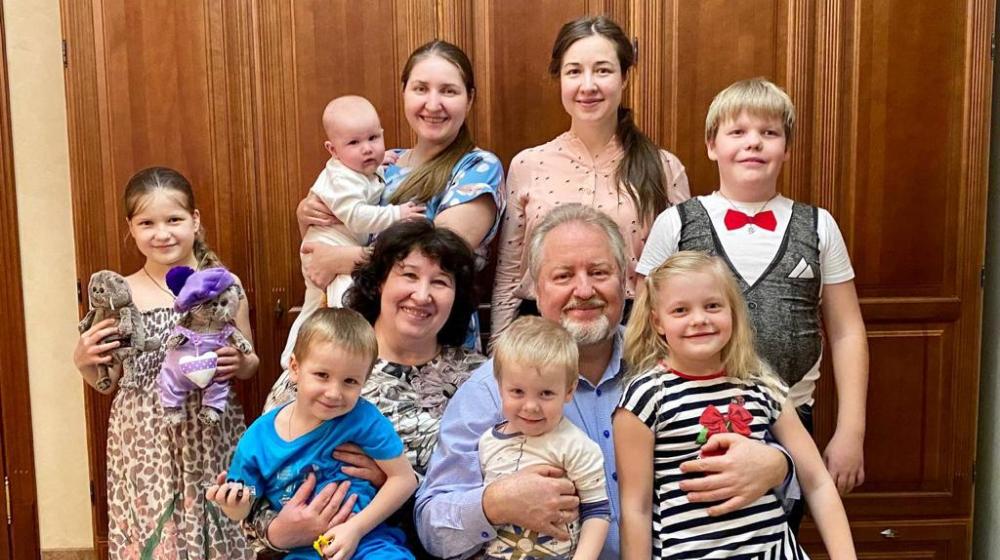Сергей Обухов: Семьи в России должны быть большими и счастливыми