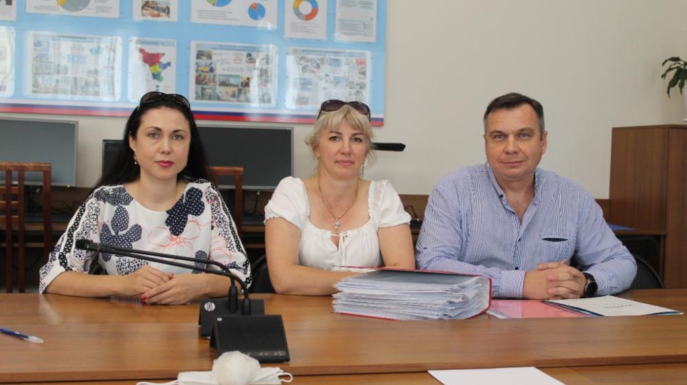 Амурские коммунисты сдали в облизбирком документы о выдвижении кандидатов в депутаты Заксобрания 8 созыва