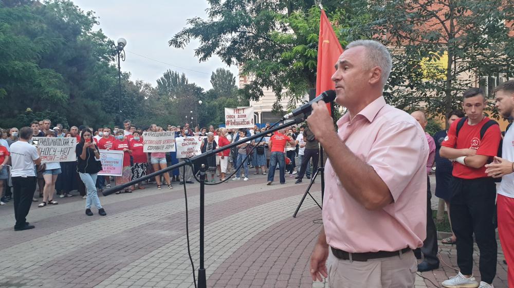 Донские депутаты-коммунисты провели встречу с избирателями