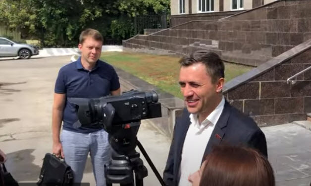 Саратовский областной суд прекратил производство по иску «Коммунистов России» о снятии с выборов в Госдуму ФС РФ кандидата в депутаты от КПРФ Николая Бондаренко