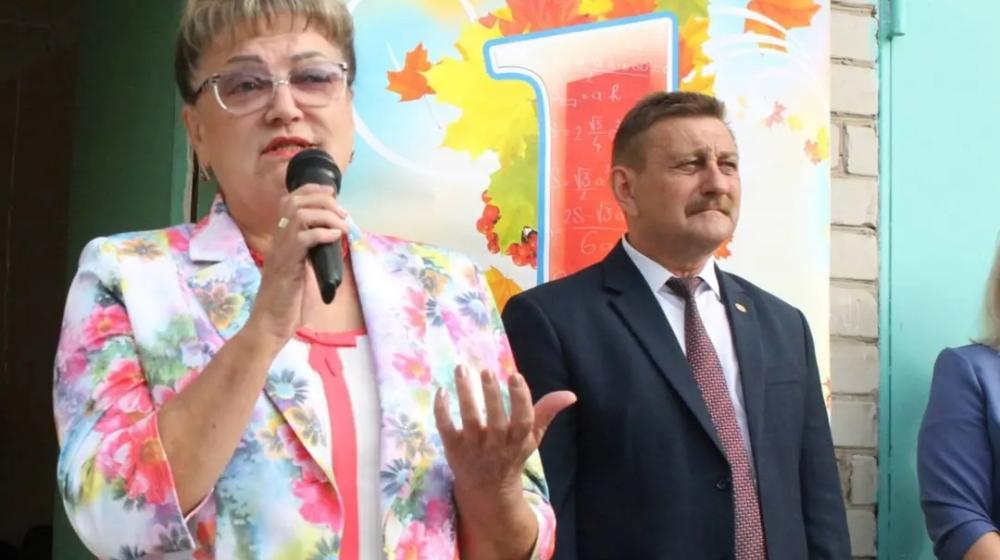 О.Н. Алимова выступила на торжественной школьной линейке