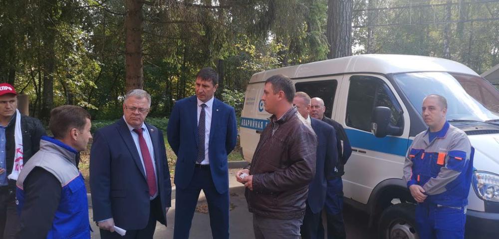 Московская область. Депутат-коммунист Александр Наумов поздравил работников «Серпрегионгаза» с профессиональным праздником
