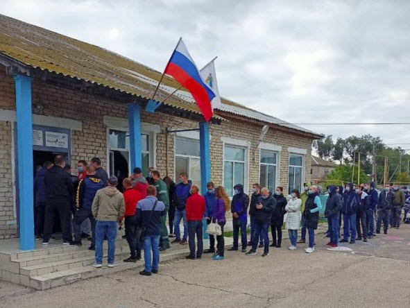 Выборы в Госдуму в Саратовской области начались с многочисленных нарушений