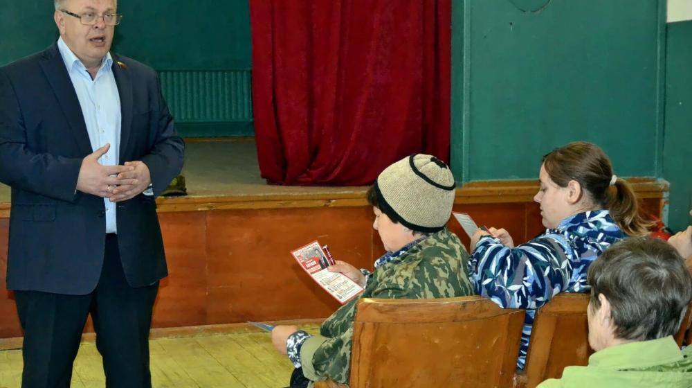 Московская область. Депутат-коммунист Александр Наумов: КПРФ идёт на выборы, чтобы обеспечить достойную жизнь человеку труда!