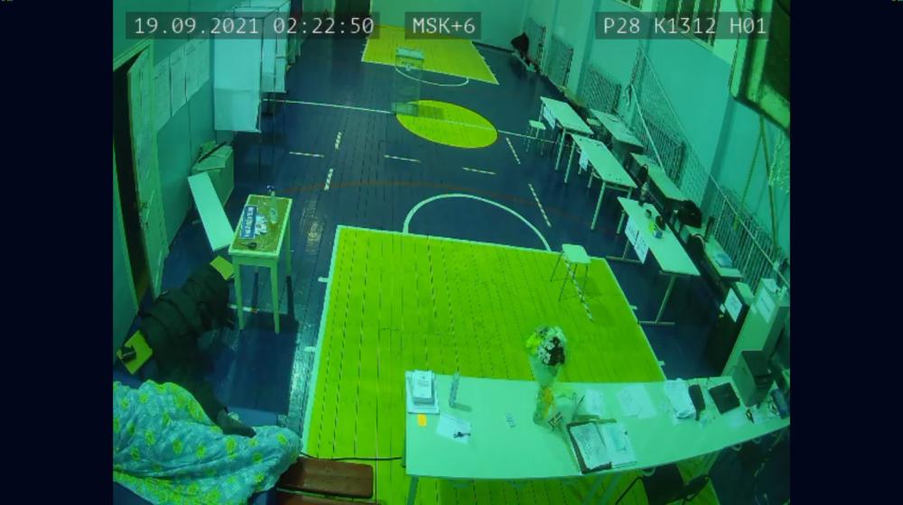 Амурская область. Полиция спит на избирательном участке