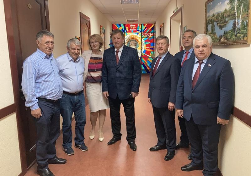Владимир Кашин встретился с председателем Сибирского отделения РАН Валентином Пармоном