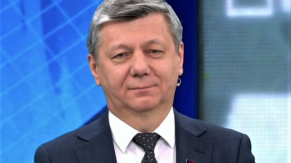 Дмитрий Новиков: Майдан – это госпереворот под видом революции, а олигархи Украины используют энергокризис для грабежа населения
