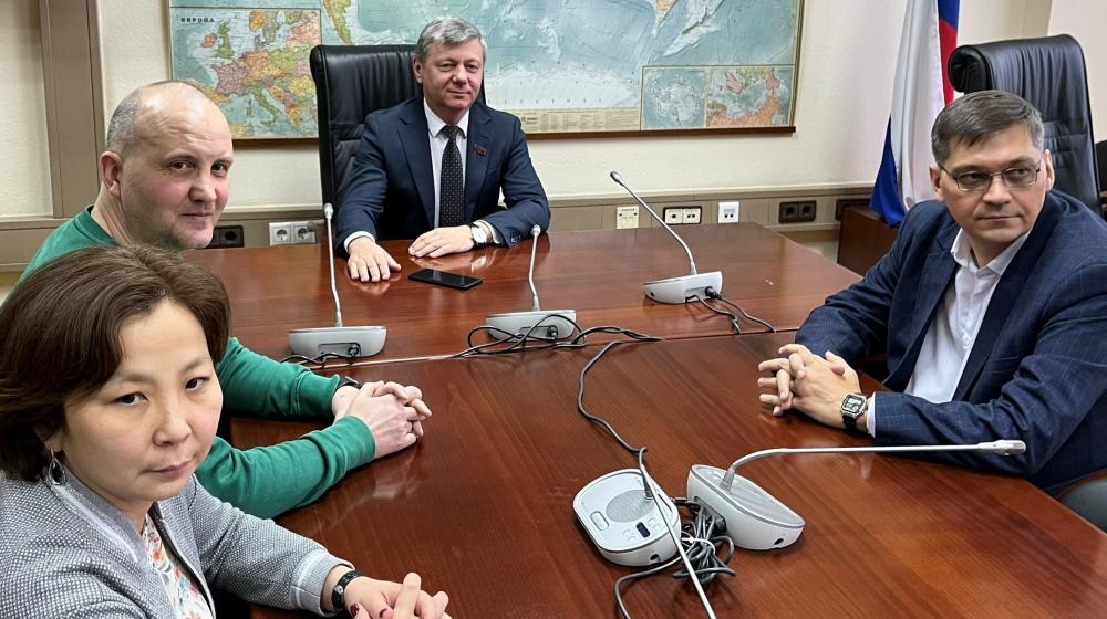 Д.Г. Новиков: Компартия Китая выступает в новый поход за интересы народа