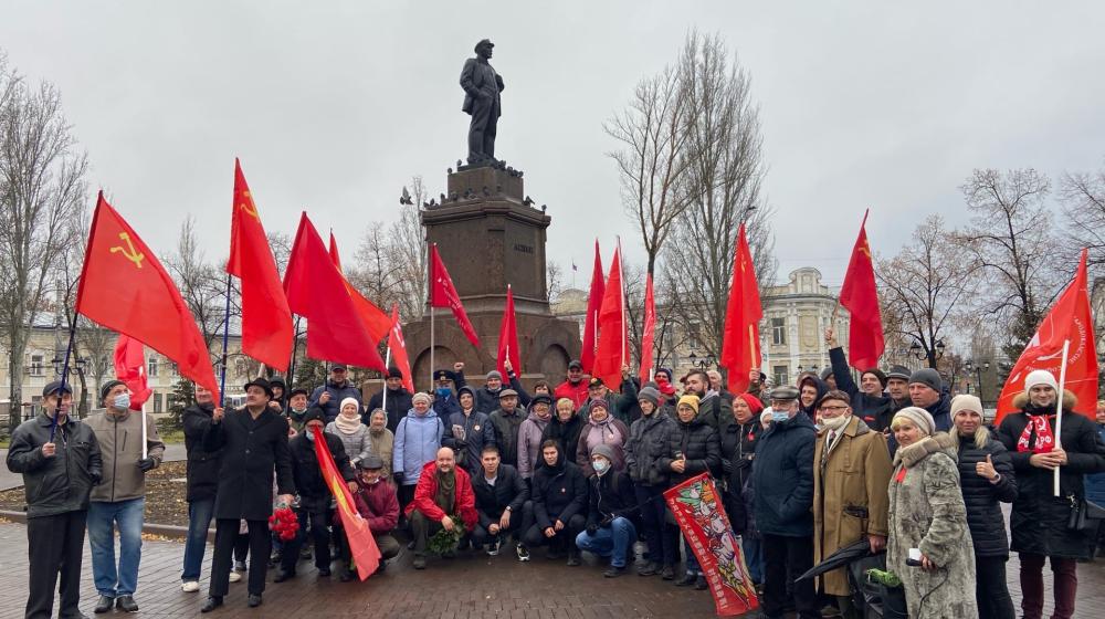 Самарские коммунисты отметили годовщину Великого Октября