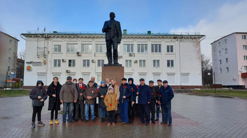 Владимирские коммунисты достойно отмечают очередную годовщину Великого Октября