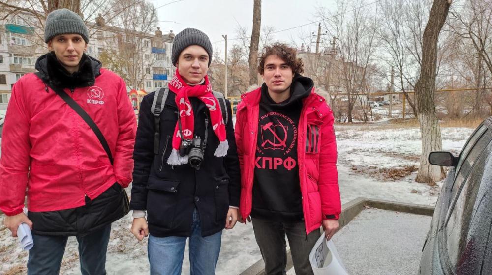 Самарская область. Акция «Красные в городе». Нет цифровому рабству!