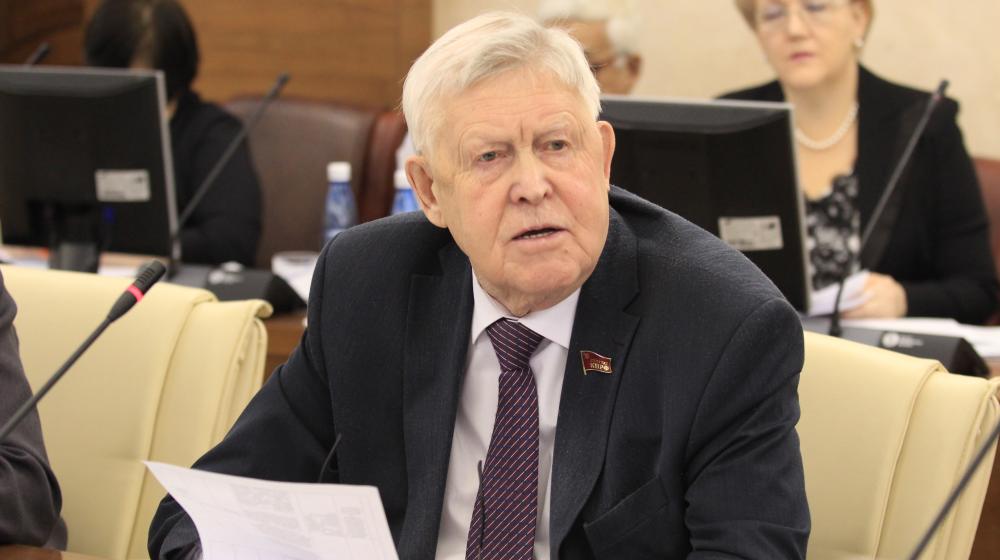 Якутские коммунисты: “ЕдРо” и ЛДПР унизили нас, проголосовав за введение QR-кода!”