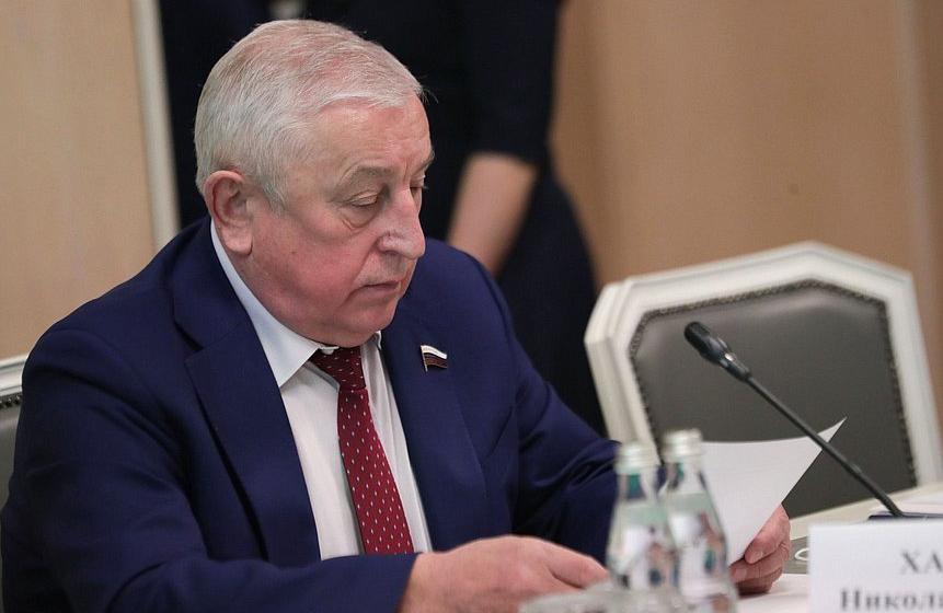 Николай Харитонов: Нужно разработать и законодательно закрепить систему планирования и мониторинга северного завоза