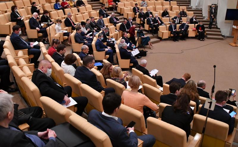 Министр Антон Котяков принял участие в заседании фракции КПРФ в Госдуме