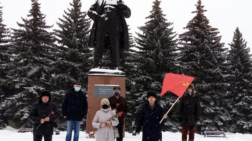 В Орловской области прошли акции, посвященные памяти Владимира Ильича Ленина