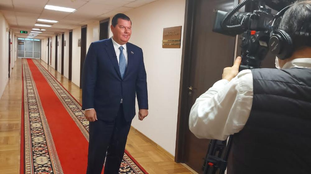 М.Ю. Авдеев дал интервью «Парламентскому часу»