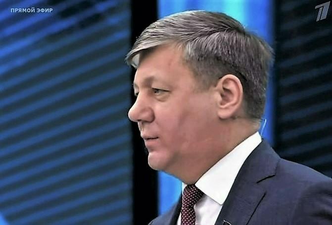Дмитрий Новиков на Первом канале: «Ленинская национальная политика обеспечила единство Украины и России в составе СССР»