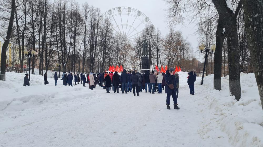 Депутат-коммунист Александр Бойков провел вторую встречу с жителями Иваново