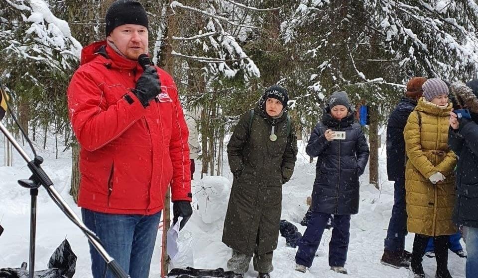 Москва. Сотни жителей Троицка сказали решительное "НЕТ" вырубке леса!