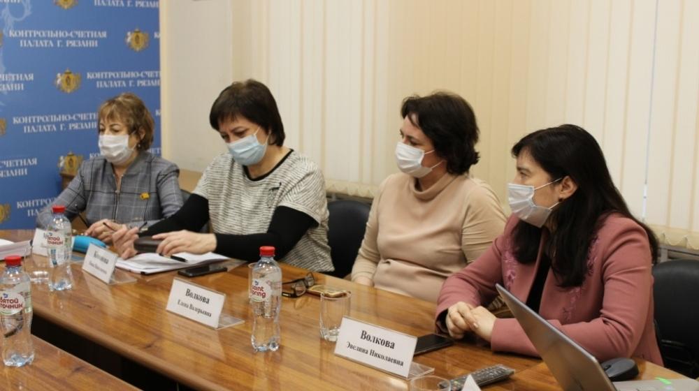 Руководитель фракции КПРФ в Рязанской городской Думе Эвелина Волкова: «Сегодня муниципальные предприятия особенно нужны городу»