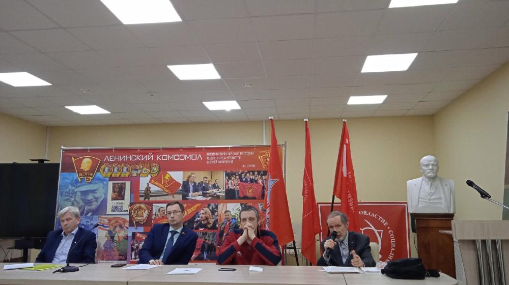 В Санкт-Петербурге состоялось первое заседание Дискуссионного политического Клуба