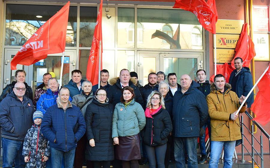 Ивановские коммунисты и их сторонники провели автопробег под лозунгом «Нет фашизму!»