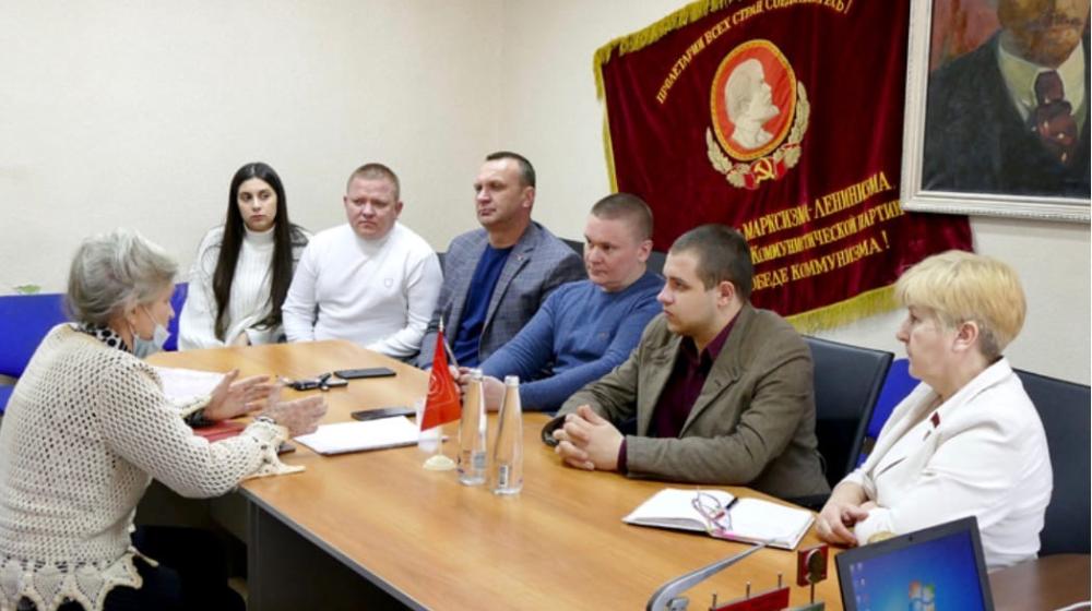 В Волгограде и области прошел единый день приема граждан депутатами-коммунистами