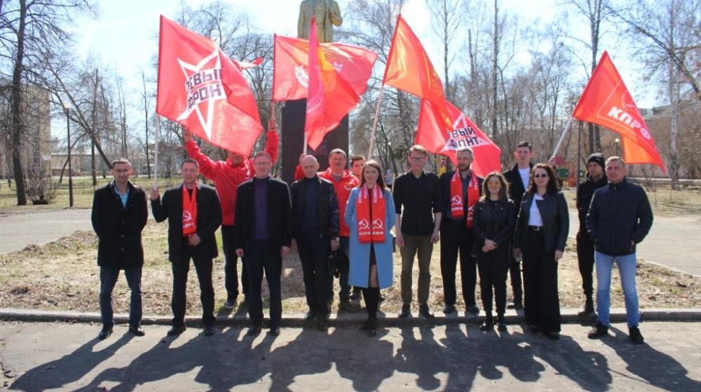 В Пензе прошёл автопробег за социалистическое возрождение России