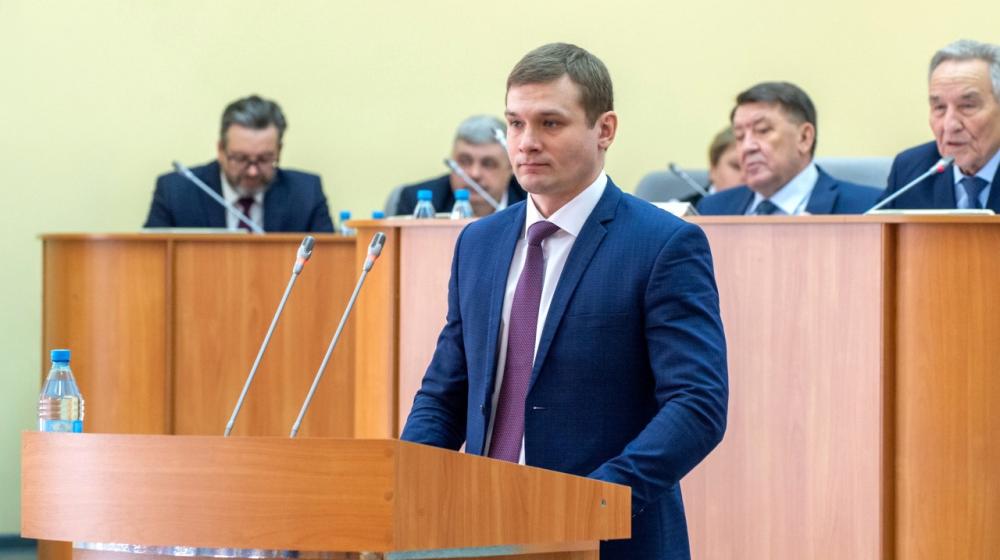 Красный губернатор Валентин Коновалов: Мы решили проблемы Хакасии, которые копились десятилетиями