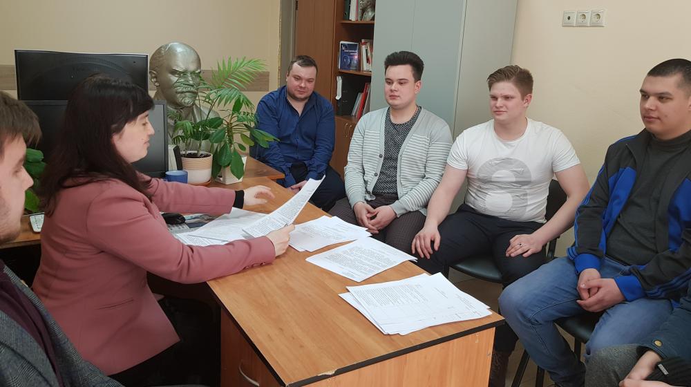 Коммунисты подготовили свои кандидатуры в Молодежный парламент Рязани