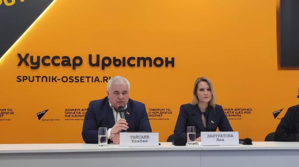 Делегация Госдумы под руководством Казбека Тайсаева приняла участие в мониторинге президентских выборов в Южной Осетии
