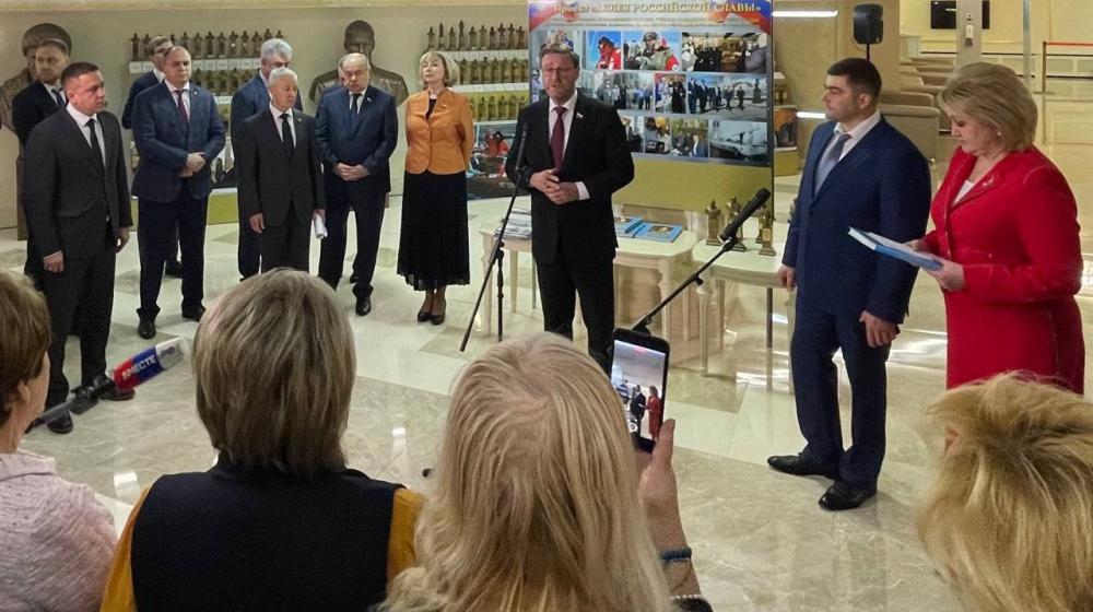 Сенатор РФ, член ЦК КПРФ А.М. Гибатдинов принял участие в презентации книги «Легендарный Маресьев»