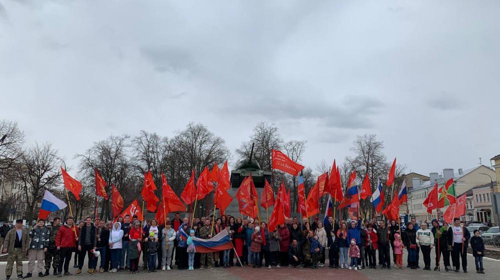 В Орле состоялся второй этап патриотического массового автопробега в поддержку Вооруженных сил России