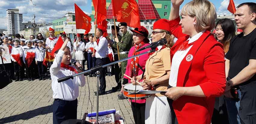 100-летний юбилей красногалстучной пионерии в Якутии