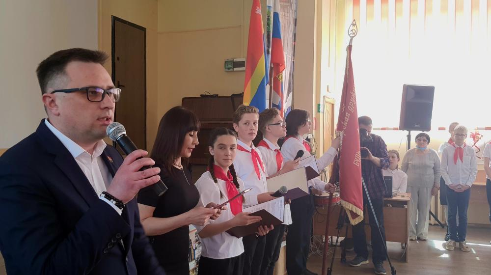 Калининград. Максим Буланов: Юные пионеры - достойная смена!