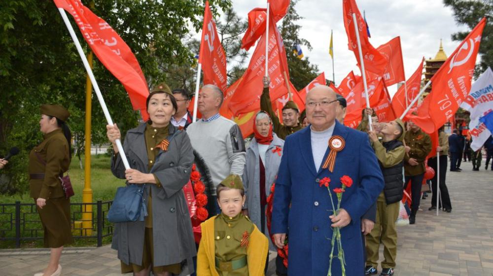 Коммунисты Калмыкии широко отметили День Победы