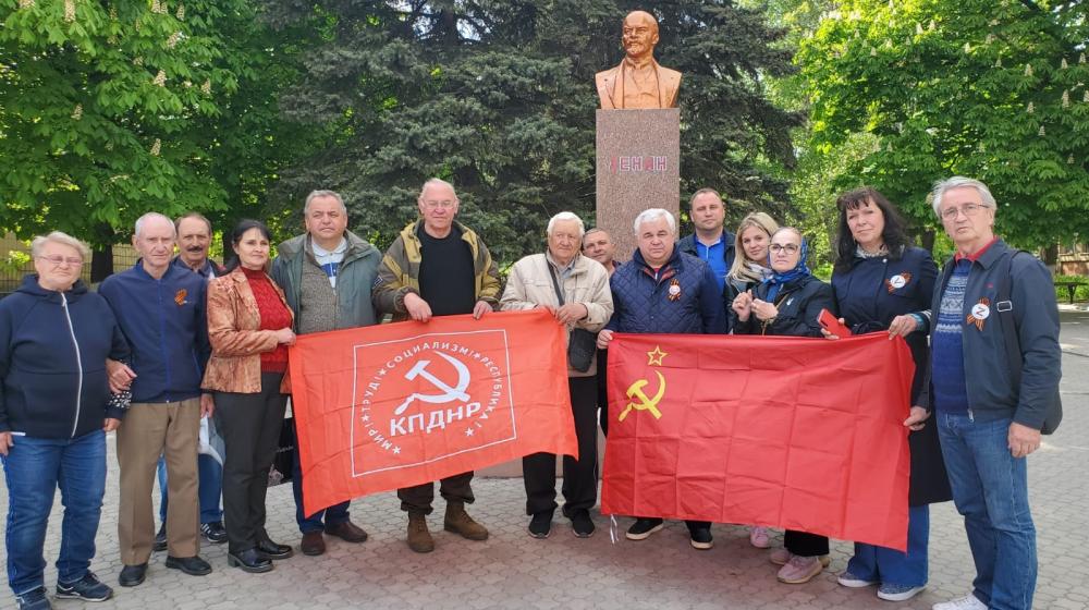Рядом с народом Донбасса