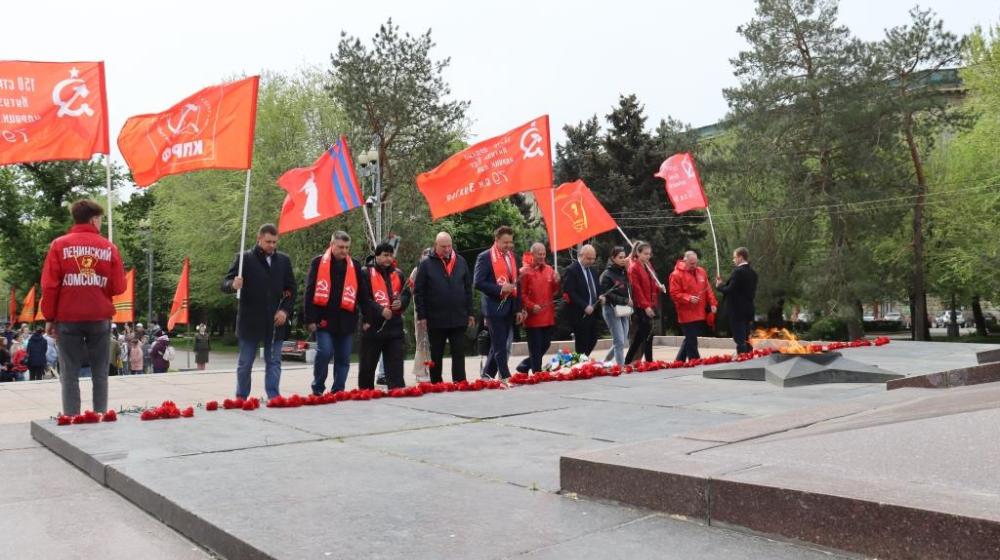 Возложения в честь 77-й годовщины Победы в Великой Отечественной войне в Сталинграде