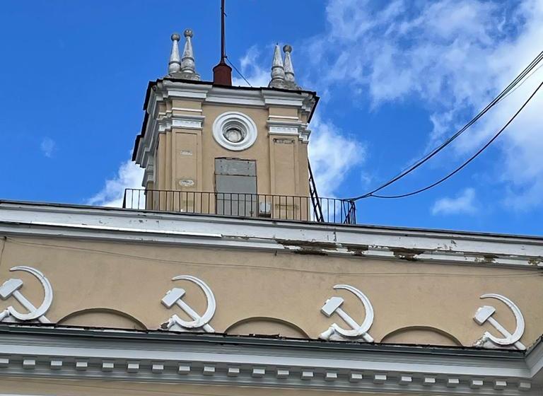 Екатеринбург. Знамя Победы над администрацией