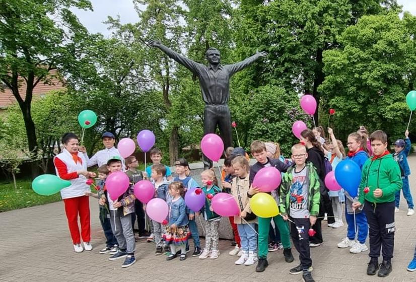 Калужские коммунисты организовали для детей экскурсию в музей истории космонавтики