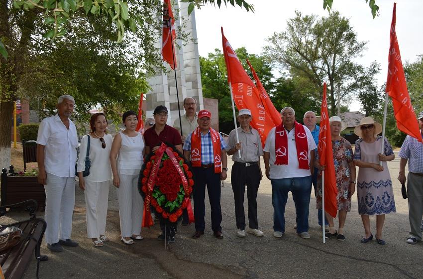 Калмыкия. Акция Памяти воинов, павших за свободу Родины