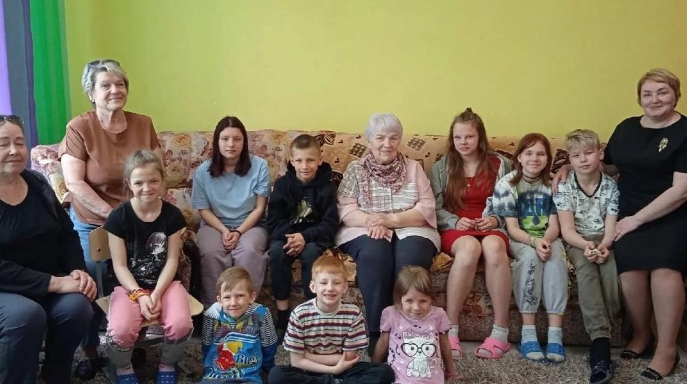 Архангельская область. Коммунисты поздравили детей во всех уголках Поморья