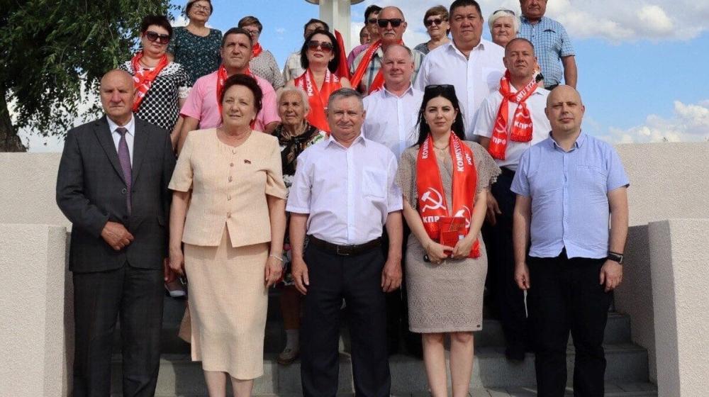 Сталинградские коммунисты потребовали возвратить Волгограду имя Сталинград
