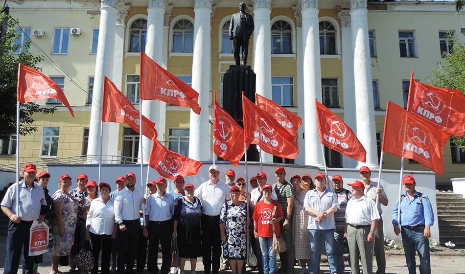 Ивановский обком КПРФ провёл выездной семинар-совещание партийного актива в Пучежском районе