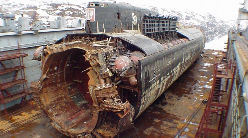 Трагическая дата в истории. 22 года назад вместе с экипажем затонула подводная лодка "Курск"