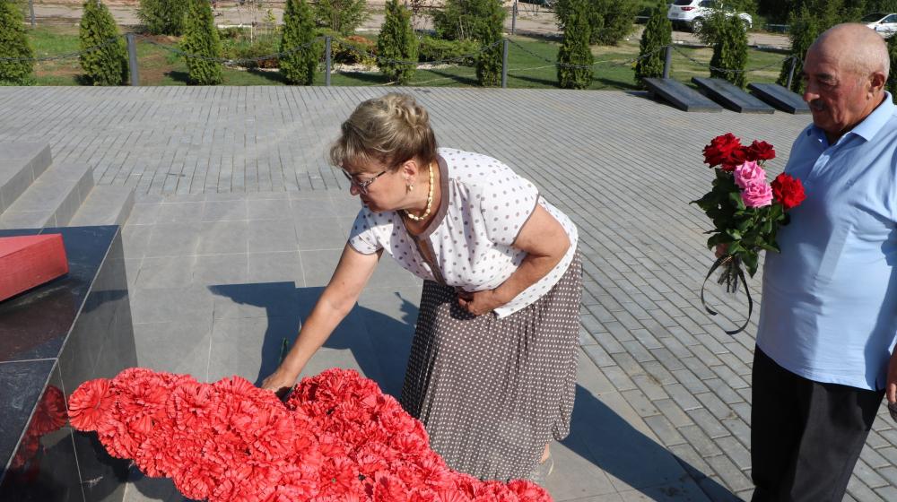 Саратовская область. Ольга Алимова с рабочим визитом посетила Ровенский район