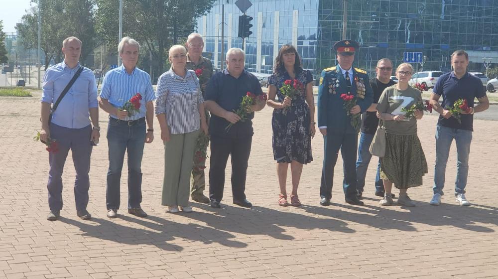 Рабочая поездка делегации КПРФ во главе с Казбеком Тайсаевым на Донбасс продолжается