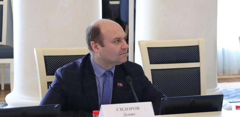 Первый секретарь Рязанского обкома КПРФ Денис Сидоров: К закупке техники для уборки города надо подойти ответственно