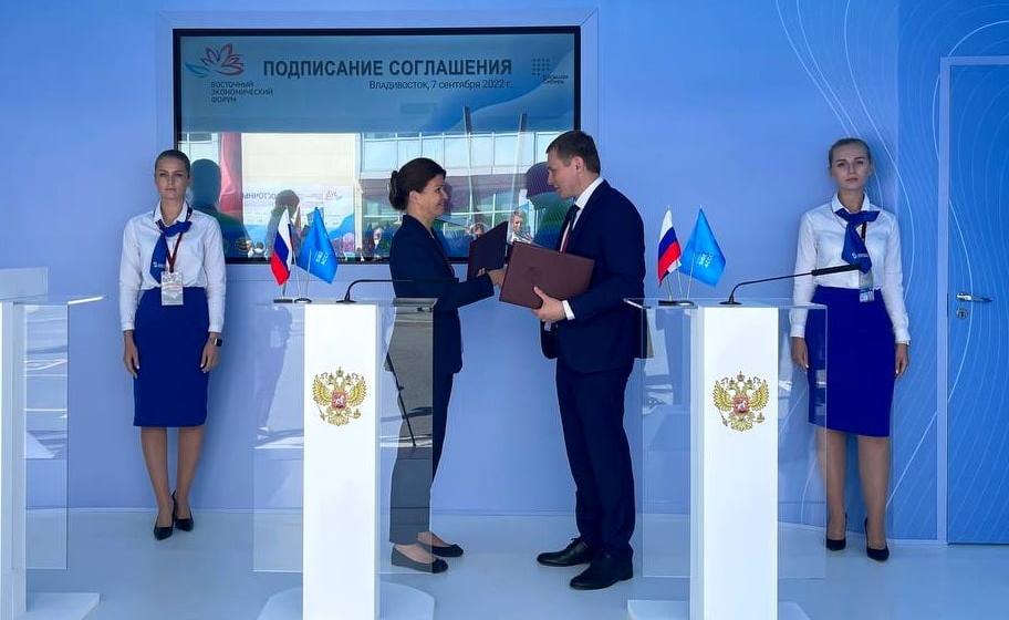 Правительство Хакасии и компания РУСАЛ намерены создать «технологическую долину» с вложениями в 30 млрд рублей, и совместно развивать агропромышленный комплекс региона